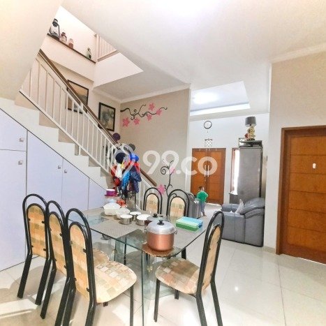 Rumah Modern Cantik 5 Kamar Bisa Langsung Pindah di Denpasar Utara Rumah Modern Cantik 5 Kamar Bisa Langsung Pindah di Denpasar Utara