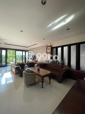 Vila Kawasan , Area 450m2m², Area Strategis Vila Kawasan , Area 450m2m², Area Strategis