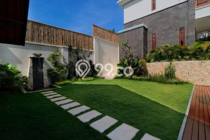 Peluang Langka! Vila Kawasan , Area 813m2m², Lokasi Strategis akses ke beragam fasilitas Peluang Langka! Vila Kawasan , Area 813m2m², Lokasi Strategis akses ke beragam fasilitas