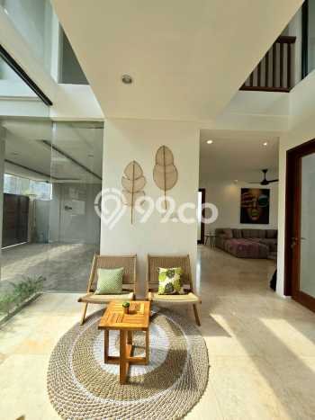 Ready to Use! Luxury House LT 388m2 Desain Modern di Nusa Dua Ready to Use! Luxury House LT 388m2 Desain Modern di Nusa Dua