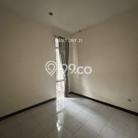 Dijual Hunian Rumah Terawat 3 KT di Taman Kopo Indah, Bandung Dijual Hunian Rumah Terawat 3 KT di Taman Kopo Indah, Bandung