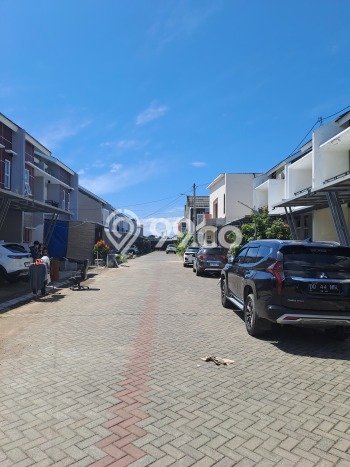 For Sale Rumah 4 Kamar Lokasi Strategis Nyaman dan Strategis di Makassar For Sale Rumah 4 Kamar Lokasi Strategis Nyaman dan Strategis di Makassar