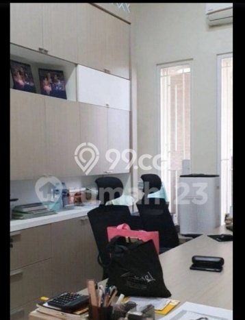 Rumah Eksklusif Dijual LT 220m2 di Rungkut, Surabaya Rumah Eksklusif Dijual LT 220m2 di Rungkut, Surabaya