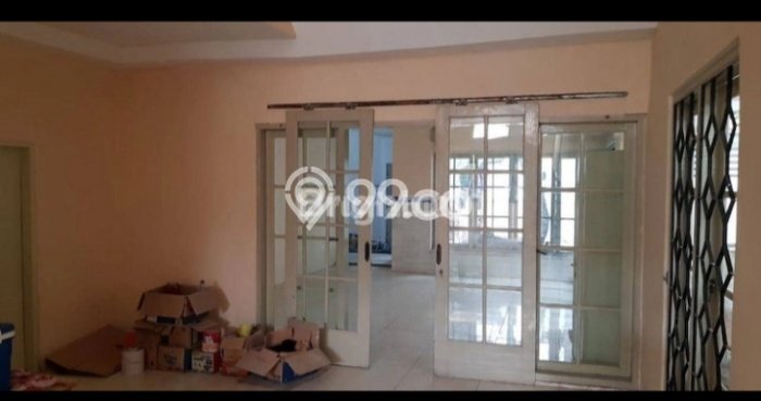 Dijual Rumah Luas Megah Dengan View Cantik di Kendangsari, Surabaya Dijual Rumah Luas Megah Dengan View Cantik di Kendangsari, Surabaya
