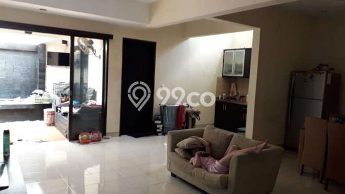 Jual Rumah Modern 5 KT di Manyar, Surabaya Jual Rumah Modern 5 KT di Manyar, Surabaya