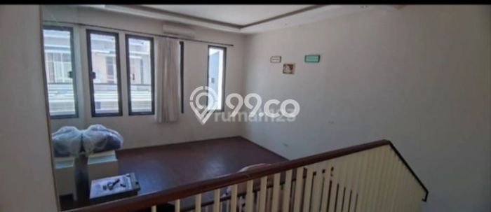 Jual Rumah Mewah Megah Dengan View Cantik di Pakuwon City, Surabaya Jual Rumah Mewah Megah Dengan View Cantik di Pakuwon City, Surabaya