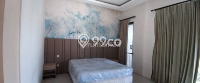 Jual Rumah Mewah Megah Dengan View Cantik di Pakuwon City, Surabaya Jual Rumah Mewah Megah Dengan View Cantik di Pakuwon City, Surabaya