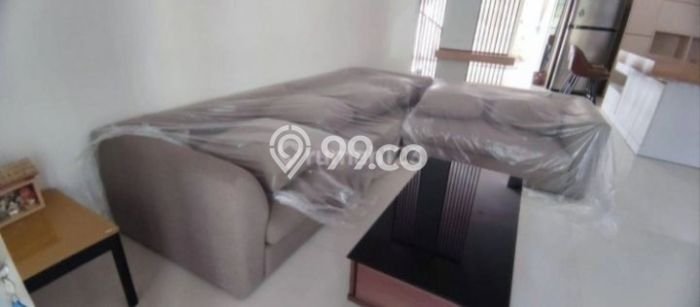 Jual Rumah Mewah Megah Dengan View Cantik di Pakuwon City, Surabaya Jual Rumah Mewah Megah Dengan View Cantik di Pakuwon City, Surabaya