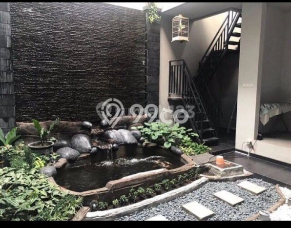 Rumah Elit Modern Tanpa Renovasi di Wonorejo Surabaya Rumah Elit Modern Tanpa Renovasi di Wonorejo Surabaya