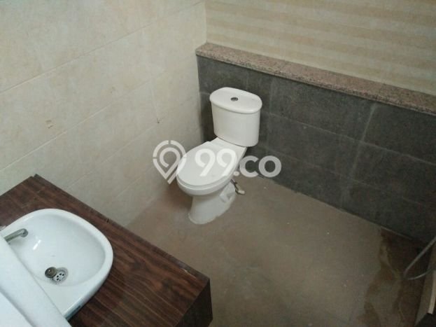 Hunian Elit LB 300m2 Siap Pakai Desain Elegan di Nginden, Surabaya Hunian Elit LB 300m2 Siap Pakai Desain Elegan di Nginden, Surabaya