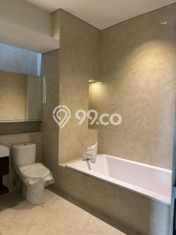 Rumah Luxury Modern Tanpa Renovasi di Galaxy Surabaya Rumah Luxury Modern Tanpa Renovasi di Galaxy Surabaya