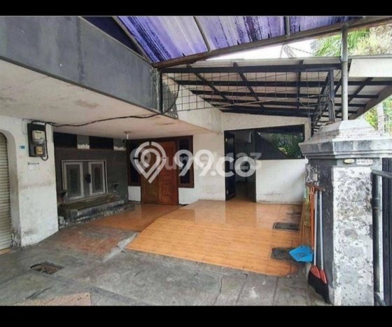 Rumah Eksklusif Siap Huni LT 325m2 di Tenggilis Mejoyo, Surabaya Rumah Eksklusif Siap Huni LT 325m2 di Tenggilis Mejoyo, Surabaya