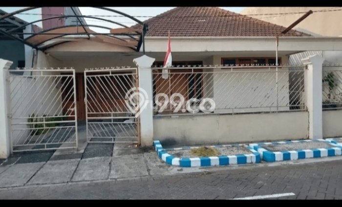 Jual Rumah Mewah Megah Dengan View Cantik di Kendangsari, Surabaya Jual Rumah Mewah Megah Dengan View Cantik di Kendangsari, Surabaya