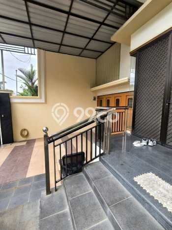 Rumah Mewah Dijual LT 200m2 di Mulyorejo, Surabaya Rumah Mewah Dijual LT 200m2 di Mulyorejo, Surabaya
