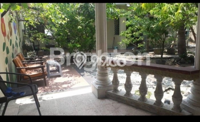 Rumah Mewah Dijual LT 455m2 di Tenggilis Mejoyo, Surabaya Rumah Mewah Dijual LT 455m2 di Tenggilis Mejoyo, Surabaya