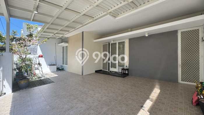 Dijual Hunian Rumah Terawat 5 Kamar di Mulyosari, Surabaya Dijual Hunian Rumah Terawat 5 Kamar di Mulyosari, Surabaya