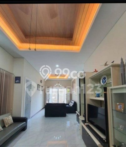 Rumah Eksklusif Dijual LT 220m2 di Rungkut, Surabaya Rumah Eksklusif Dijual LT 220m2 di Rungkut, Surabaya