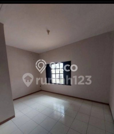 Rumah Modern Cantik 3 KT Siap Huni di Rungkut Rumah Modern Cantik 3 KT Siap Huni di Rungkut