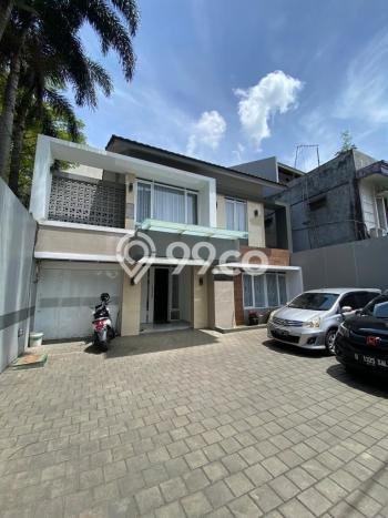 Jual Rumah Mewah Megah Dengan View Cantik di Ciumbuleuit, Bandung Jual Rumah Mewah Megah Dengan View Cantik di Ciumbuleuit, Bandung