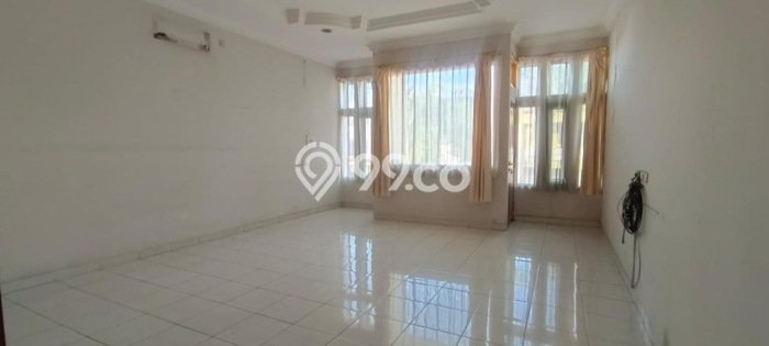 Disewakan Ruko di Pusat Kota Bandung Ramai Strategis Disewakan Ruko di Pusat Kota Bandung Ramai Strategis