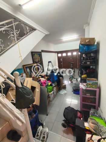 HARGA SPECIAL! Rumah Nyaman di Riau, Bandung, Luas 451m2m² LB 400m2m² Bisa Nego! HARGA SPECIAL! Rumah Nyaman di Riau, Bandung, Luas 451m2m² LB 400m2m² Bisa Nego!