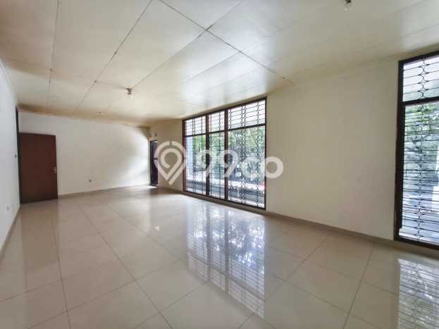 AREA TERSIBUK! Ruko di Regol, Luas 180m2m², Nilai Prospektif AREA TERSIBUK! Ruko di Regol, Luas 180m2m², Nilai Prospektif