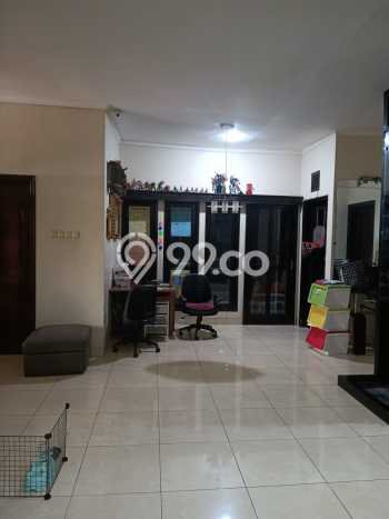 LIMITED OFFER! Rumah Premium di Regol, LT 150m2m² Bangunan 200m2m² LIMITED OFFER! Rumah Premium di Regol, LT 150m2m² Bangunan 200m2m²