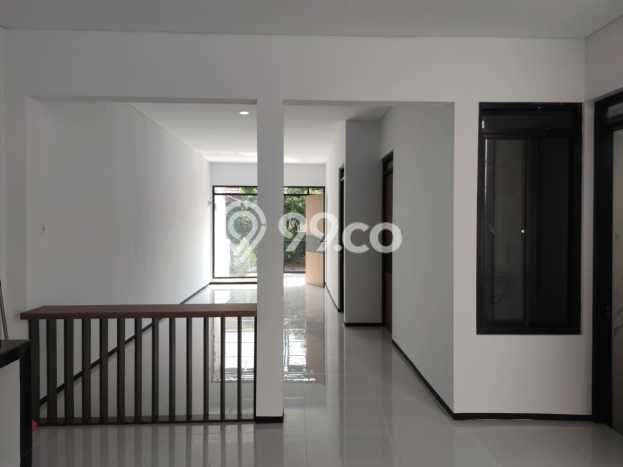 Rumah Minimalis 2 KT di Taman Kopo Indah Bandung Unfurnished Rumah Minimalis 2 KT di Taman Kopo Indah Bandung Unfurnished