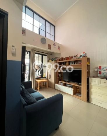 For Sale Rumah 2 Kamar Lokasi Ideal Bagus dan Strategis di Serpong Utara For Sale Rumah 2 Kamar Lokasi Ideal Bagus dan Strategis di Serpong Utara