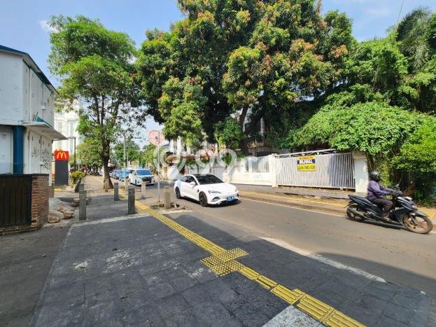 Kantor Bagus Dijual LB 1044m2 Lokasi Strategis Jakarta Selatan Area Cocok untuk Berbisnis Kantor Bagus Dijual LB 1044m2 Lokasi Strategis Jakarta Selatan Area Cocok untuk Berbisnis