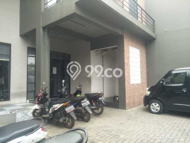 Kantor Dijual di Tangerang Selatan LT 162m2 & LB 118m2 Lokasi Terbaik! Kantor Dijual di Tangerang Selatan LT 162m2 & LB 118m2 Lokasi Terbaik!