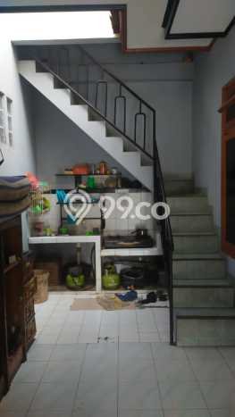 Rumah Strategis Minimalis Lb 115m2 di Ciracas, Jakarta Timur Rumah Strategis Minimalis Lb 115m2 di Ciracas, Jakarta Timur