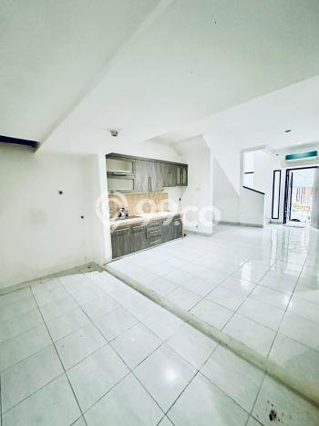 For Sale Hunian Rumah Terawat 3 KT di Bintaro, Tangerang Selatan For Sale Hunian Rumah Terawat 3 KT di Bintaro, Tangerang Selatan