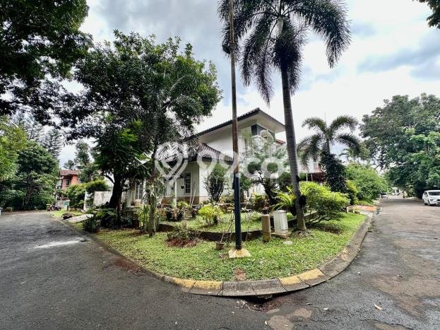 For Sale Rumah Mewah Exclusive di Sektor 9-Bintaro, Tangerang Selatan For Sale Rumah Mewah Exclusive di Sektor 9-Bintaro, Tangerang Selatan