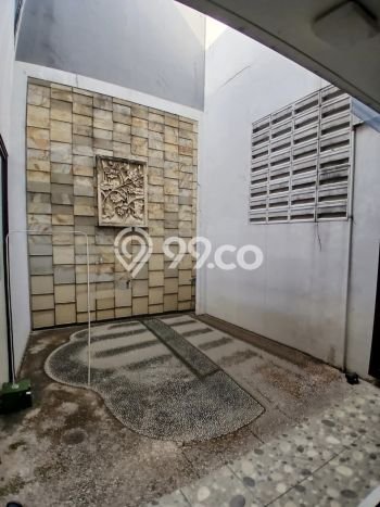 Ready to Use! Luxury House LT 160m2 Desain Elegan di Bintaro Ready to Use! Luxury House LT 160m2 Desain Elegan di Bintaro