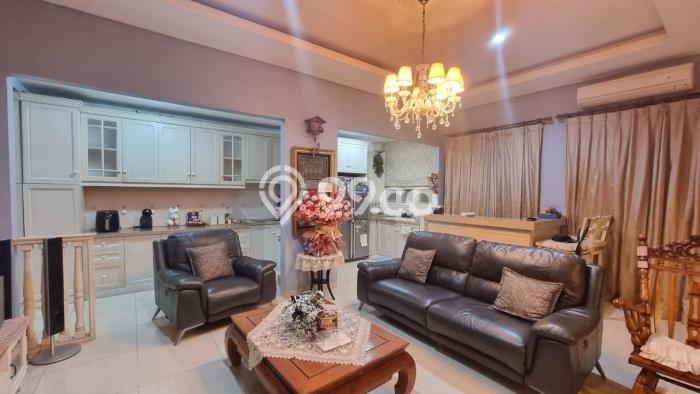 Dijual Rumah Luas Megah Dengan View Cantik di Bintaro, Tangerang Selatan Dijual Rumah Luas Megah Dengan View Cantik di Bintaro, Tangerang Selatan