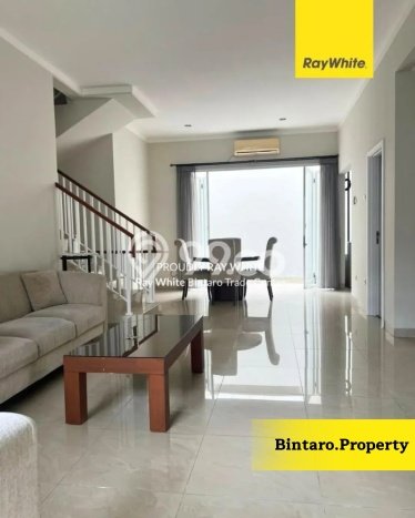 Hunian Elit LB 180m2 Siap Huni Desain Elegan di Bintaro, Tangerang Selatan Hunian Elit LB 180m2 Siap Huni Desain Elegan di Bintaro, Tangerang Selatan
