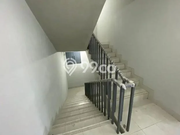 Kantor Dijual di Jakarta Selatan LT 301m2 & LB 1465m2 Lokasi Terbaik! Kantor Dijual di Jakarta Selatan LT 301m2 & LB 1465m2 Lokasi Terbaik!