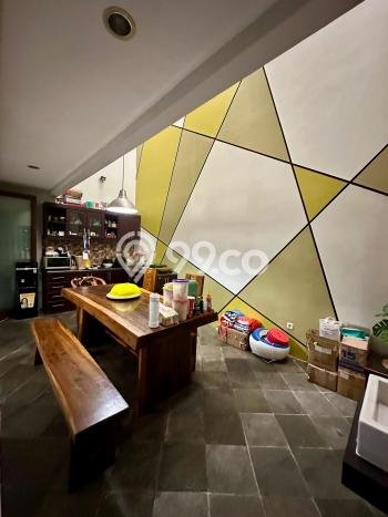 Hunian Elit LB 156m2 Siap Huni Desain Elegan di Bintaro, Tangerang Selatan Hunian Elit LB 156m2 Siap Huni Desain Elegan di Bintaro, Tangerang Selatan
