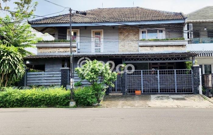 Jual Rumah Mewah Megah Dengan View Eksklusif di Bintaro, Jakarta Selatan Jual Rumah Mewah Megah Dengan View Eksklusif di Bintaro, Jakarta Selatan