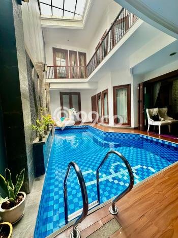 Rumah Elit LB 395m2 Siap Huni Desain Elegan di Bintaro, Tangerang Selatan Rumah Elit LB 395m2 Siap Huni Desain Elegan di Bintaro, Tangerang Selatan