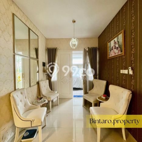 Rumah Elit LB 395m2 Siap Huni Desain Elegan di Bintaro, Tangerang Selatan Rumah Elit LB 395m2 Siap Huni Desain Elegan di Bintaro, Tangerang Selatan