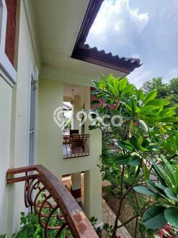 Rumah Luas Tanah 180m² di Bintaro, Tangerang Selatan - Lokasi Strategis Rumah Luas Tanah 180m² di Bintaro, Tangerang Selatan - Lokasi Strategis