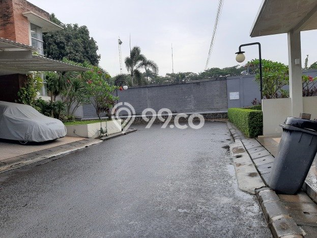 UNIT LANGKA! Rumah kawasan Bintaro, 4 KT, View Kota, LT 144m² Bangunan 200m² UNIT LANGKA! Rumah kawasan Bintaro, 4 KT, View Kota, LT 144m² Bangunan 200m²