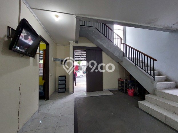 Rumah Minimalis 5 KT di BSD Tangerang Semi Furnished Rumah Minimalis 5 KT di BSD Tangerang Semi Furnished