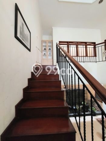 Rumah Nyaman 4 KT LT 156m² di Bintaro, Tangerang Selatan Rumah Nyaman 4 KT LT 156m² di Bintaro, Tangerang Selatan