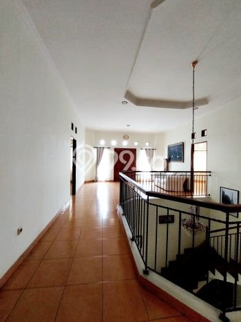 Rumah Nyaman 4 KT LT 156m² di Bintaro, Tangerang Selatan Rumah Nyaman 4 KT LT 156m² di Bintaro, Tangerang Selatan