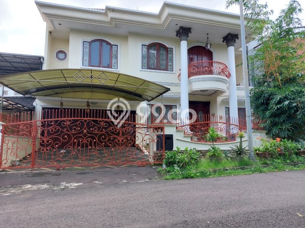 For Sale Rumah Mewah Exclusive di Pesanggrahan, Jakarta Selatan For Sale Rumah Mewah Exclusive di Pesanggrahan, Jakarta Selatan