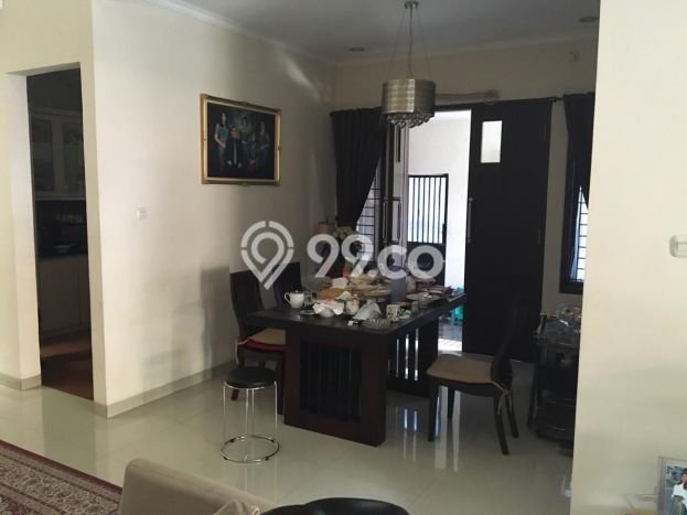 Rumah Luxury Modern Siap Huni di Pejaten Jakarta Selatan Rumah Luxury Modern Siap Huni di Pejaten Jakarta Selatan
