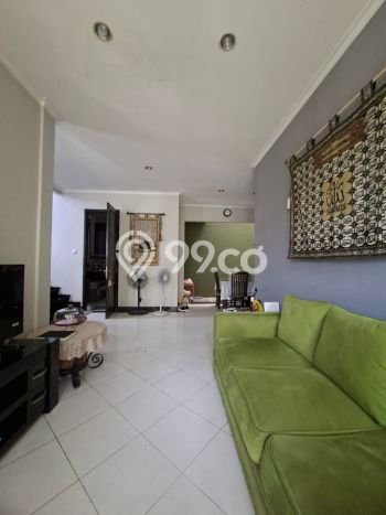 Dijual Rumah Mewah Elegan Dengan View Eksklusif di Bintaro, Tangerang Selatan Dijual Rumah Mewah Elegan Dengan View Eksklusif di Bintaro, Tangerang Selatan